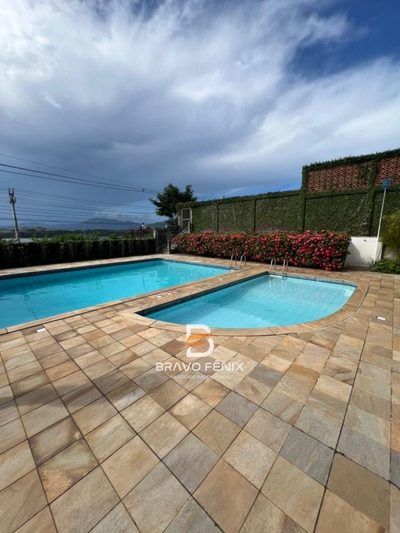 Casa, 4 quartos, 1030 m² - Foto 2