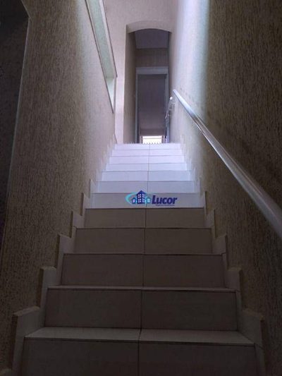 Sobrado, 3 quartos, 200 m² - Foto 3