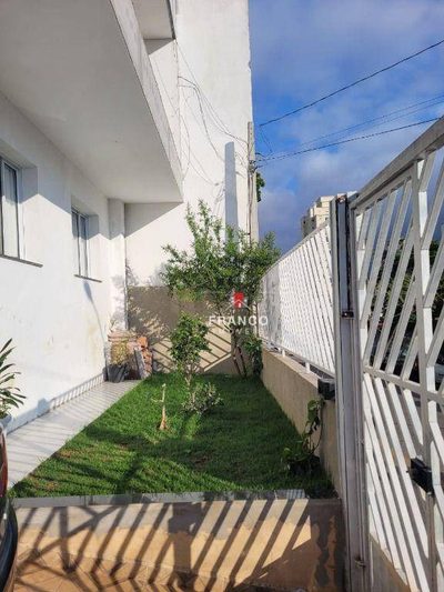 Casa, 4 quartos, 260 m² - Foto 2