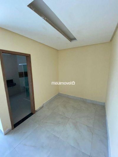 Casa, 4 quartos, 236 m² - Foto 4
