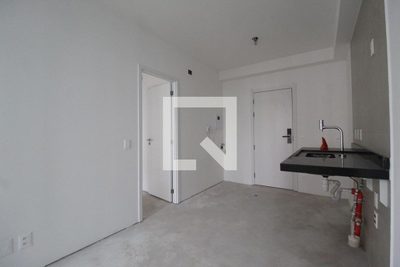 Apartamento, 1 quarto, 33 m² - Foto 2