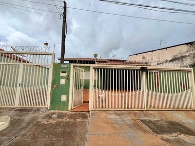 Casa, 3 quartos, 191 m² - Foto 1