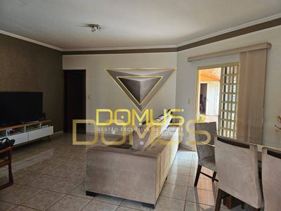 Casa, 3 quartos, 248 m² - Foto 3