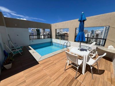 Cobertura, 3 quartos, 211 m² - Foto 2