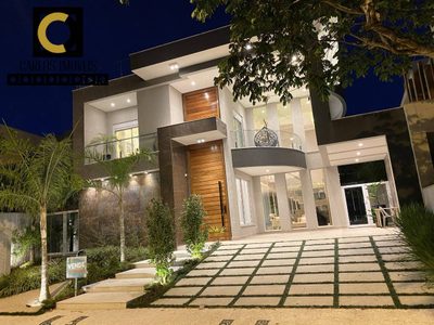 Casa, 8 quartos, 617 m² - Foto 1