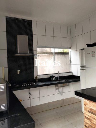 Casa, 3 quartos, 160 m² - Foto 2