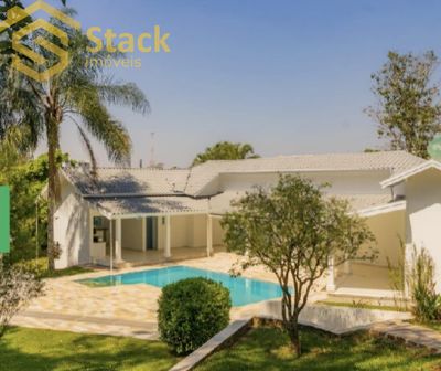 Chácara, 4 quartos, 2150 m² - Foto 1