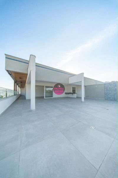 Cobertura, 3 quartos, 253 m² - Foto 1