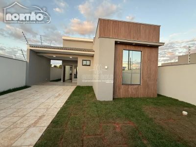 Casa, 3 quartos, 91 m² - Foto 2