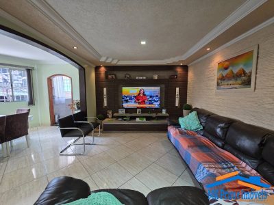 Casa, 3 quartos, 230 m² - Foto 2
