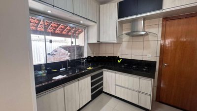 Casa, 3 quartos, 131 m² - Foto 1