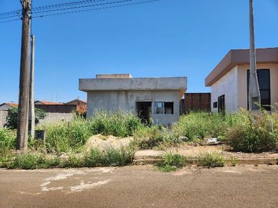 Casa, 2 quartos, 347 m² - Foto 1