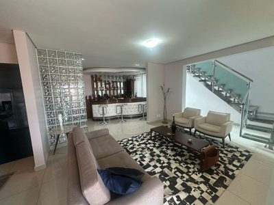 Casa, 6 quartos, 360 m² - Foto 2