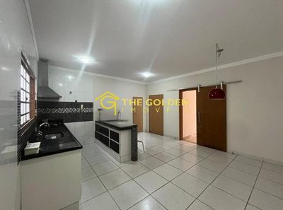 Casa, 3 quartos, 300 m² - Foto 2