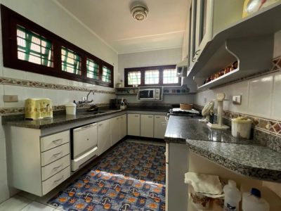 Casa, 2 quartos, 389 m² - Foto 1
