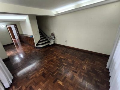 Sobrado, 5 quartos, 142 m² - Foto 4