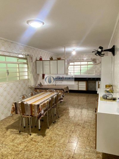 Casa, 3 quartos, 192 m² - Foto 1