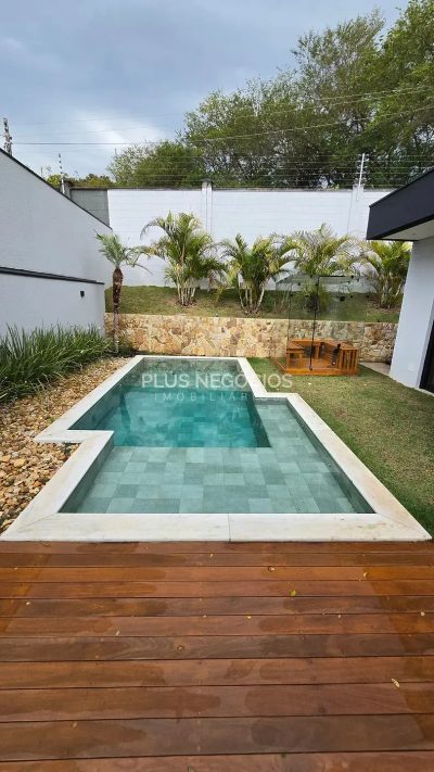 Casa, 3 quartos, 310 m² - Foto 1