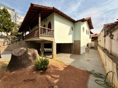 Casa, 4 quartos, 478 m² - Foto 2