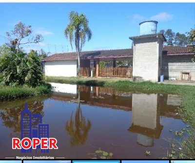 Chácara, 3 quartos, 4700 m² - Foto 1