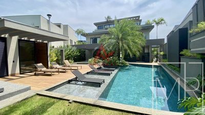 Casa, 7 quartos, 739 m² - Foto 1