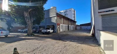 Loja-Salão, 677 m² - Foto 1