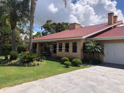 Sobrado, 5 quartos, 450 m² - Foto 1