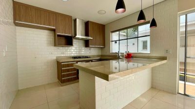 Casa, 3 quartos, 203 m² - Foto 4
