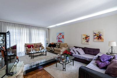 Casa, 3 quartos, 325 m² - Foto 1