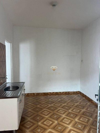 Casa, 1 quarto, 147 m² - Foto 2