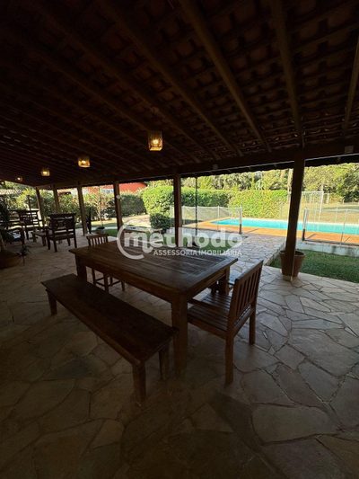 Casa, 4 quartos, 380 m² - Foto 1