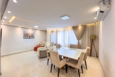 Casa, 4 quartos, 240 m² - Foto 2