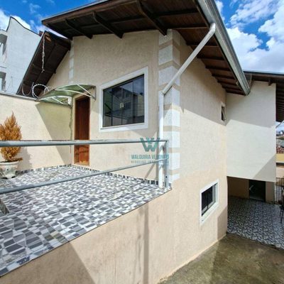 Casa, 3 quartos, 137 m² - Foto 1