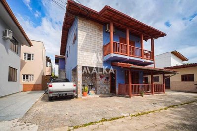 Casa, 4 quartos, 150 m² - Foto 1