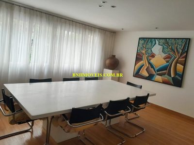 Apartamento, 3 quartos, 220 m² - Foto 1