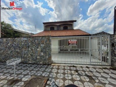 Casa, 4 quartos, 170 m² - Foto 1