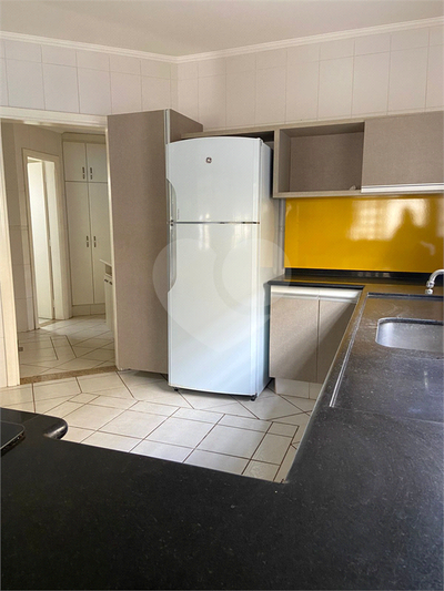 Casa, 3 quartos, 230 m² - Foto 3