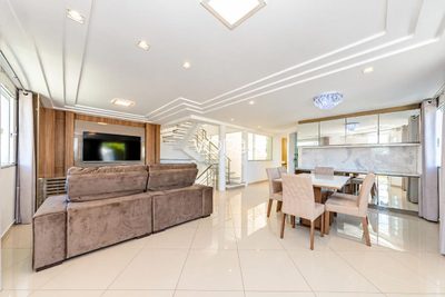 Sobrado, 3 quartos, 258 m² - Foto 5