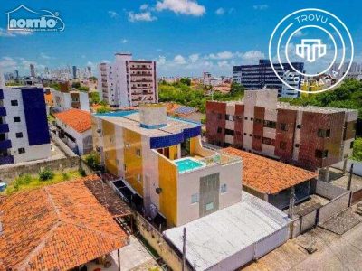 Casa, 3 quartos, 198 m² - Foto 2