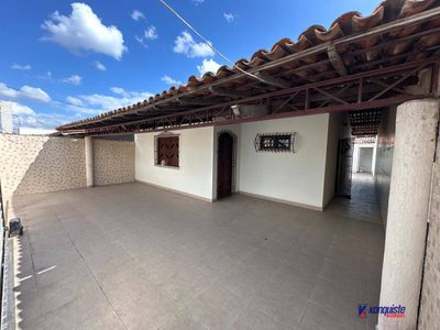 Casa, 3 quartos, 159 m² - Foto 2