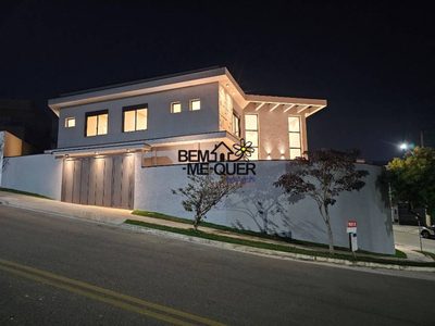 Sobrado, 4 quartos, 207 m² - Foto 2