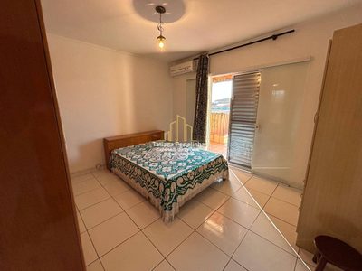 Casa, 3 quartos, 223 m² - Foto 4