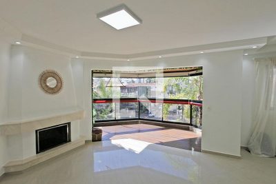 Apartamento, 3 quartos, 138 m² - Foto 1
