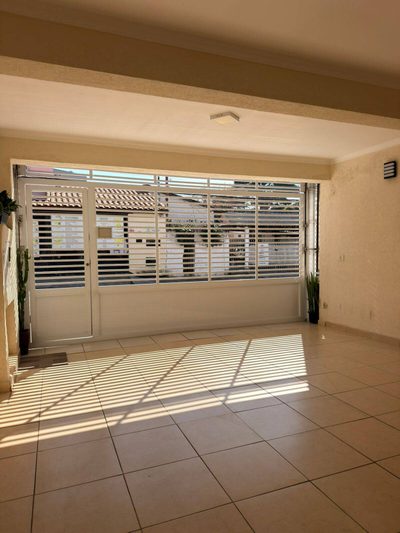 Sobrado, 3 quartos, 185 m² - Foto 2