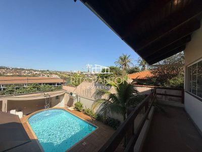 Sobrado, 3 quartos, 239 m² - Foto 3