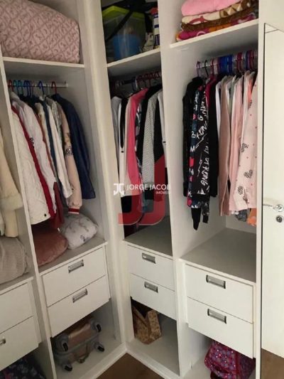 Casa, 3 quartos, 325 m² - Foto 1