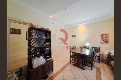 Sobrado, 4 quartos, 242 m² - Foto 2