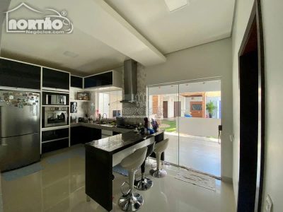 Casa, 3 quartos, 216 m² - Foto 3