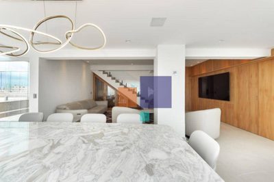 Cobertura, 3 quartos, 174 m² - Foto 4