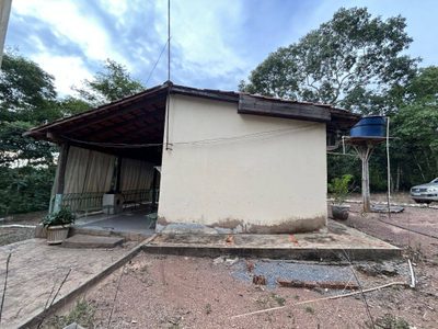 Sítio, 3 quartos, 20 m² - Foto 1